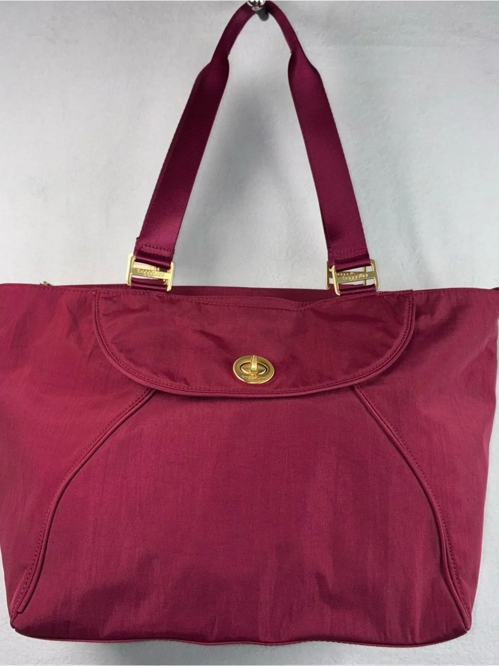 Baggallini Large Travel Work Tote Bag Raspberry Pockets Laptop Sleeve